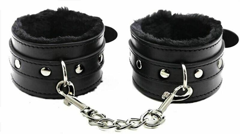 2Pcs Set Adult Whip Sex Flogger + Handcuffs BDSM Bondage