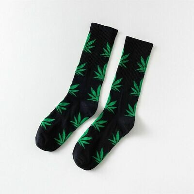 Streetwear Cannabis Weed Leaf Design Socks
